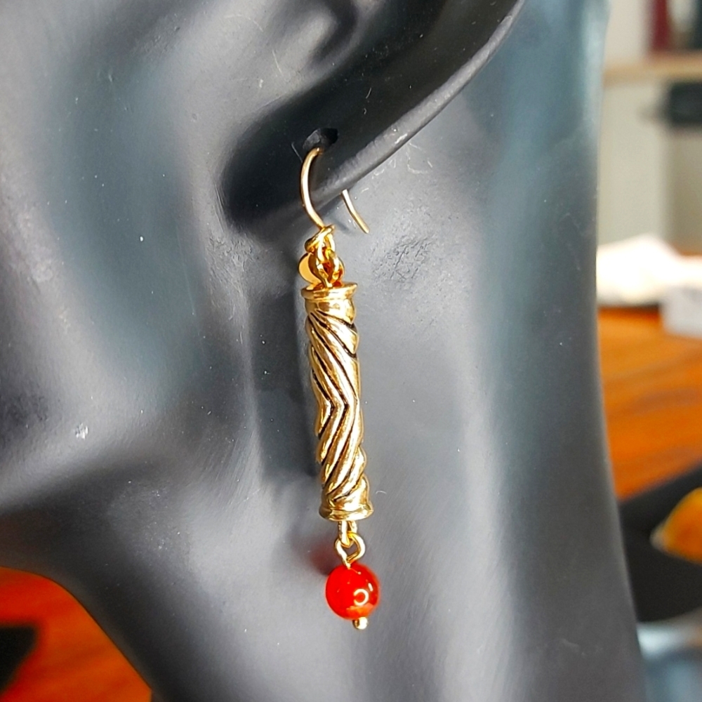 MMA dangle earrings hallmarked MMA on the tag.  Gold plated and Carnelian beaded